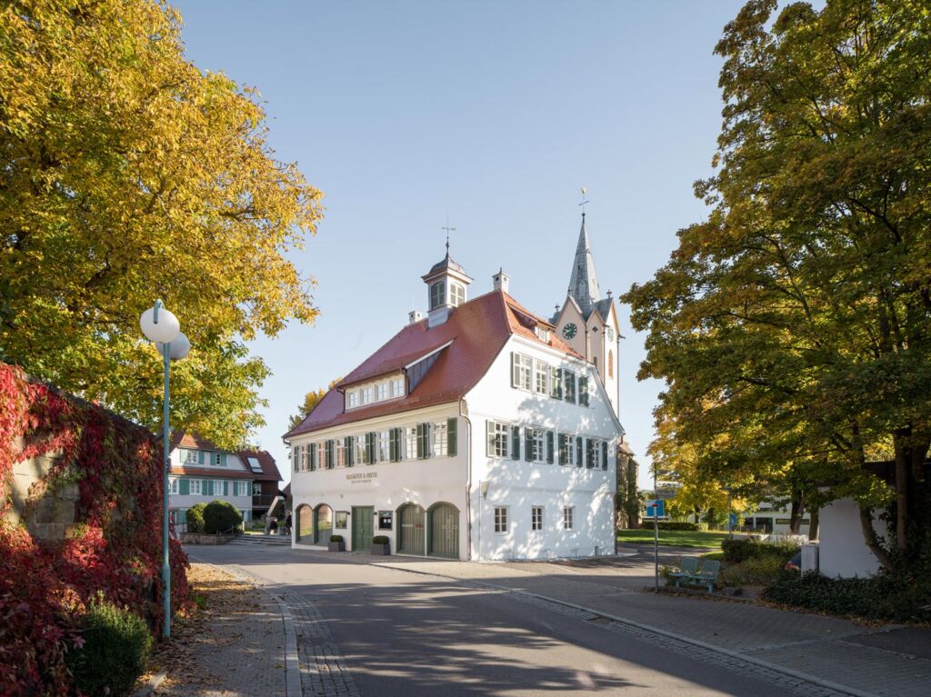 Schäfer und Roth Bestattungen Kernen - Aussenansicht